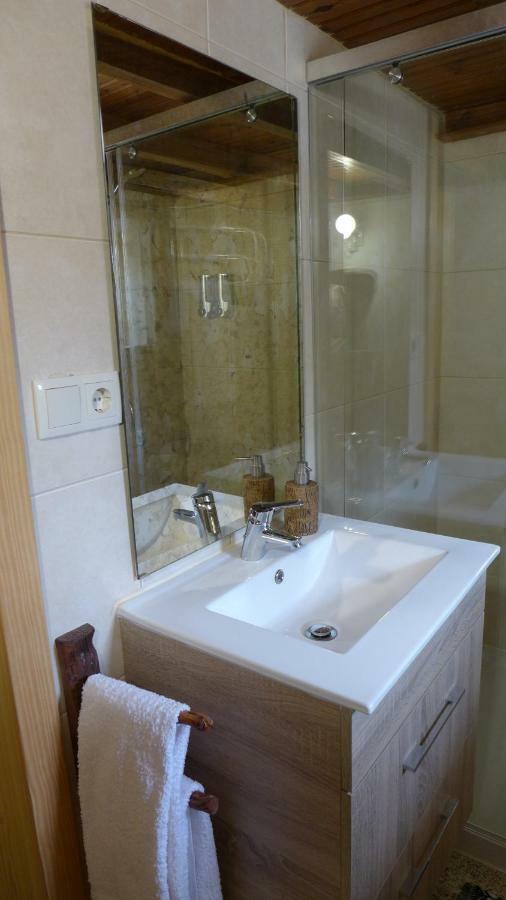 Casas Da Villa - Monsanto - Oliveira E Videira Relva  ภายนอก รูปภาพ