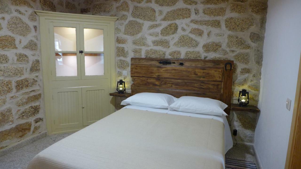 Casas Da Villa - Monsanto - Oliveira E Videira Relva  ภายนอก รูปภาพ