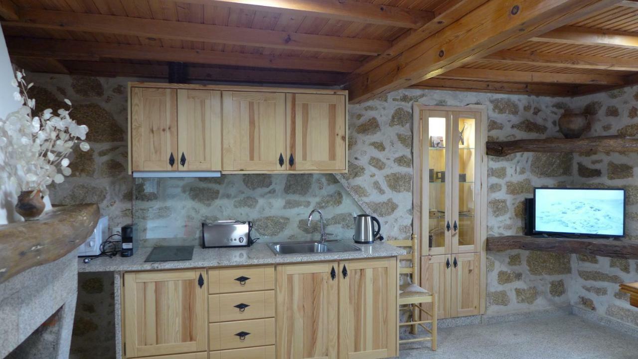 Casas Da Villa - Monsanto - Oliveira E Videira Relva  ภายนอก รูปภาพ